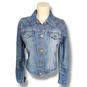 Twenty One denim jean Jacket. Medium
